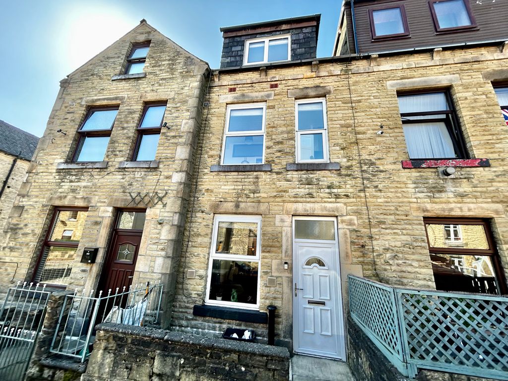 Property photo 1 of 17 Photo #1