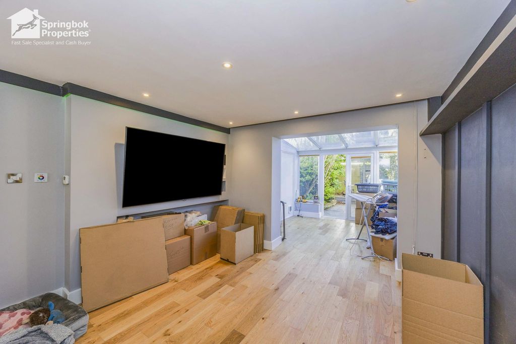 Property photo 2 of 16 Image 1