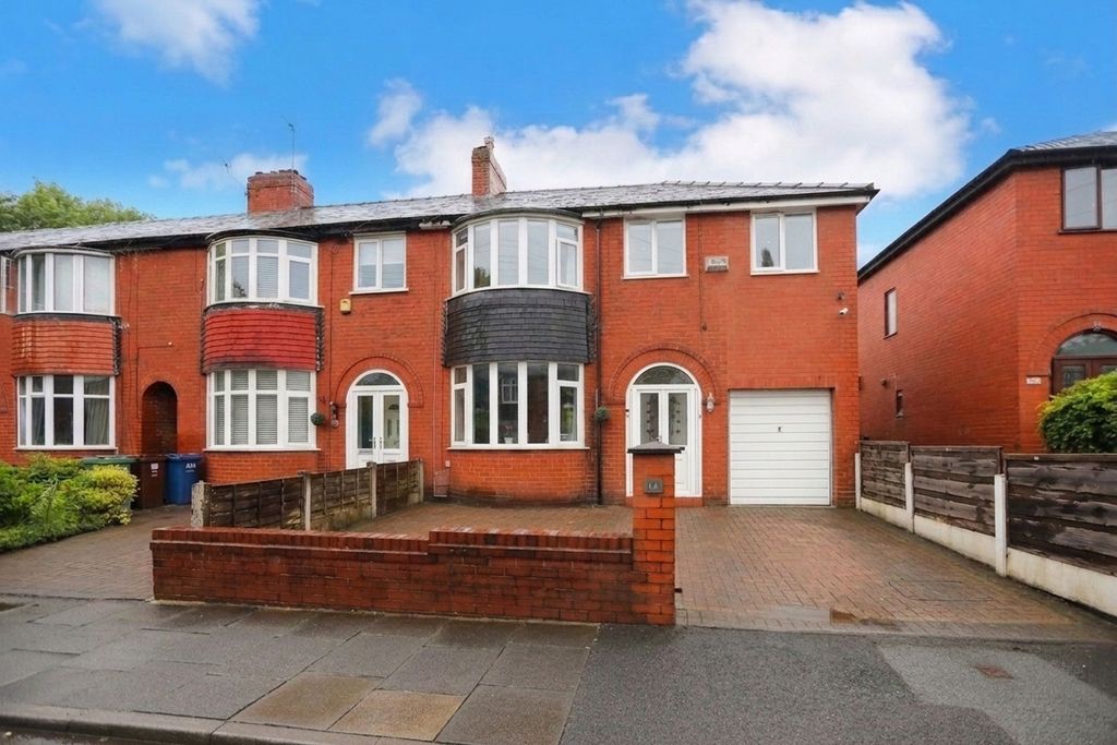 Property photo 1 of 21