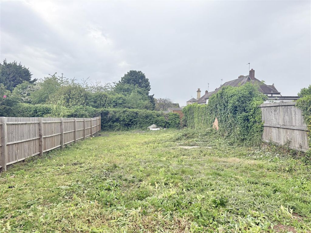 Property photo 1 of 4