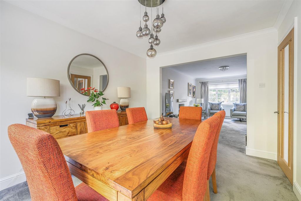 Property photo 3 of 19 Dining Room