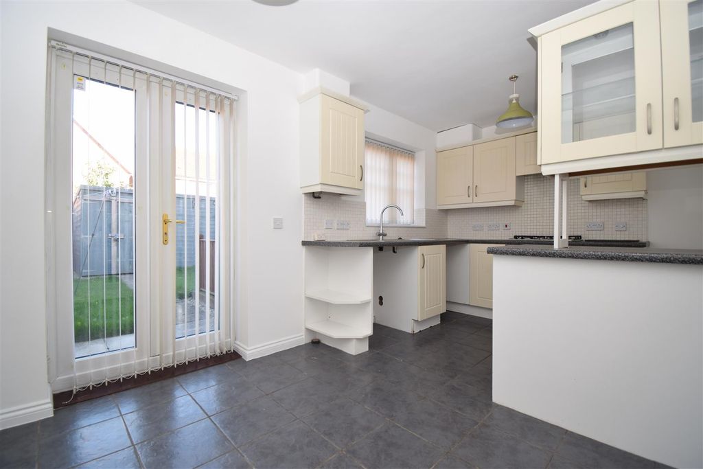 Property photo 3 of 14