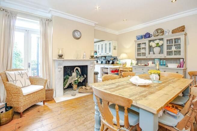 Property photo 3 of 12 Dining Room
