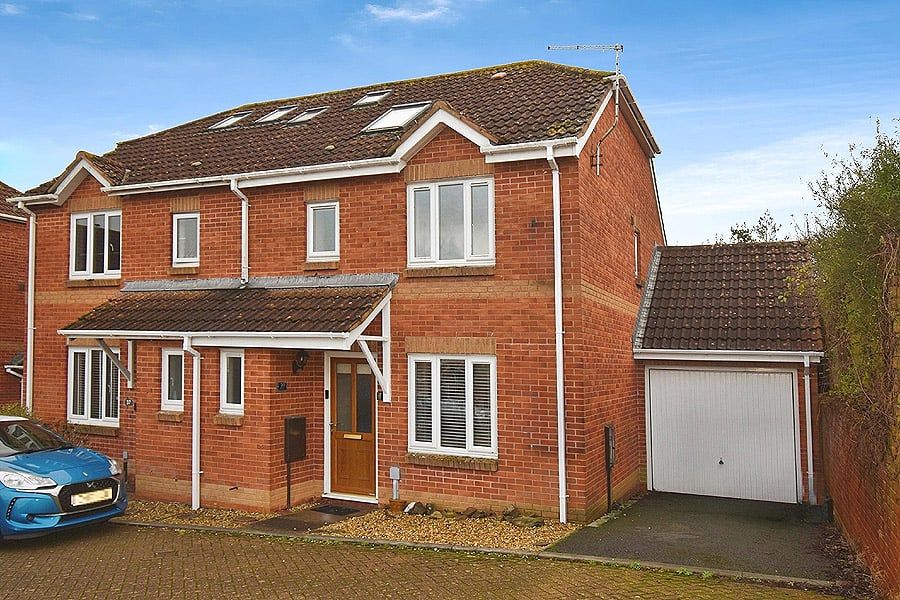 Property photo 1 of 14