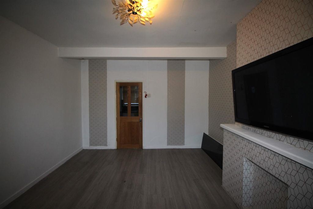 Property photo 2 of 9 999Recep.Jpg