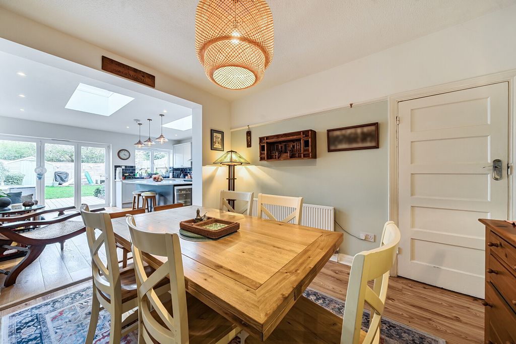 Property photo 3 of 18 1426091-13-69B449...