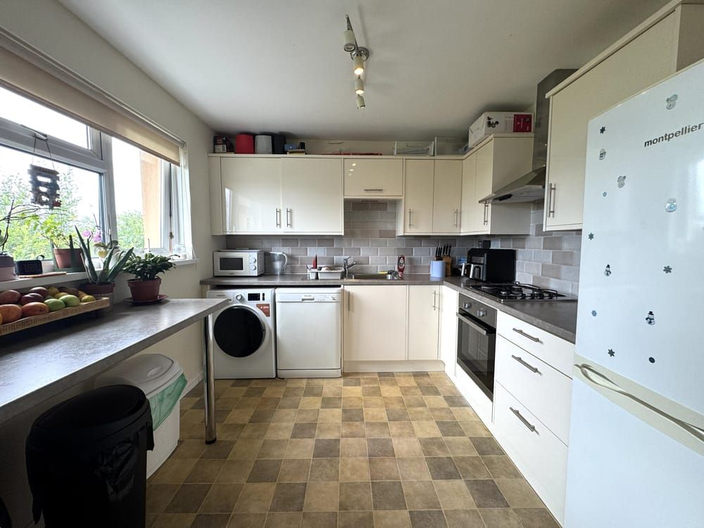 Property photo 3 of 7
