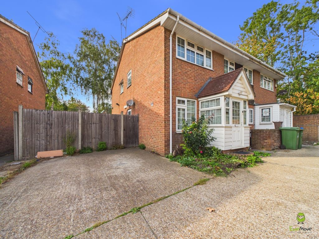 Property photo 1 of 11 Cam02615G0-Pr0273-Still011
