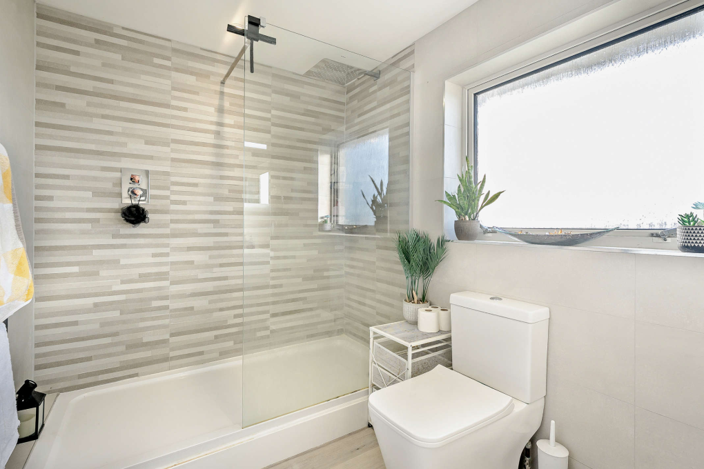 Additional image 7 of 4 bed semi-detached house for saleGrassmere Avenue, Telscombe Cliffs BN10