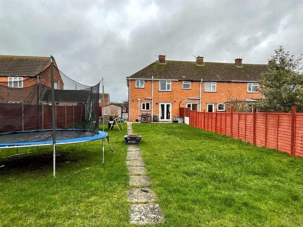 Additional image 7 of 3 bed end terrace house for saleNorth Avenue, Highbridge TA9