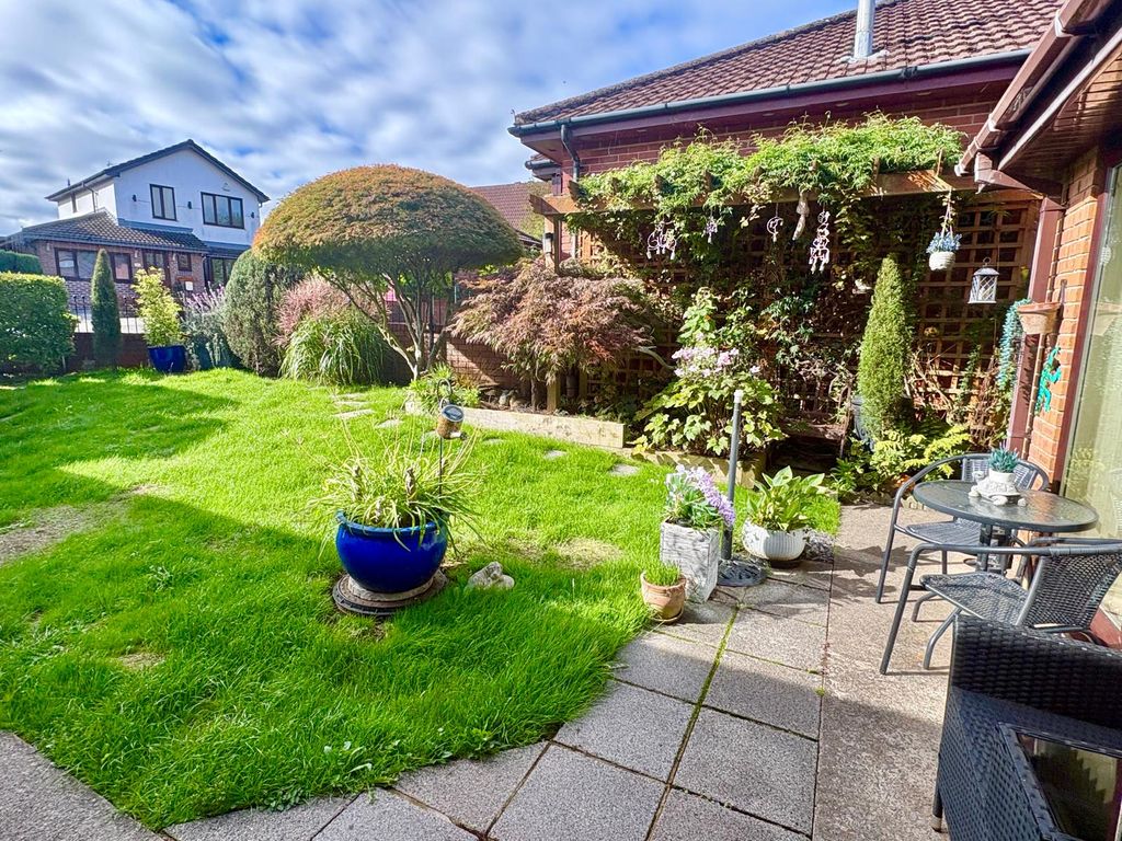 Property photo 2 of 16