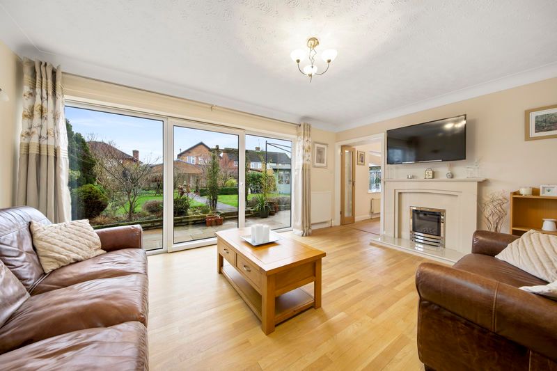 Property photo 2 of 35 Living Room