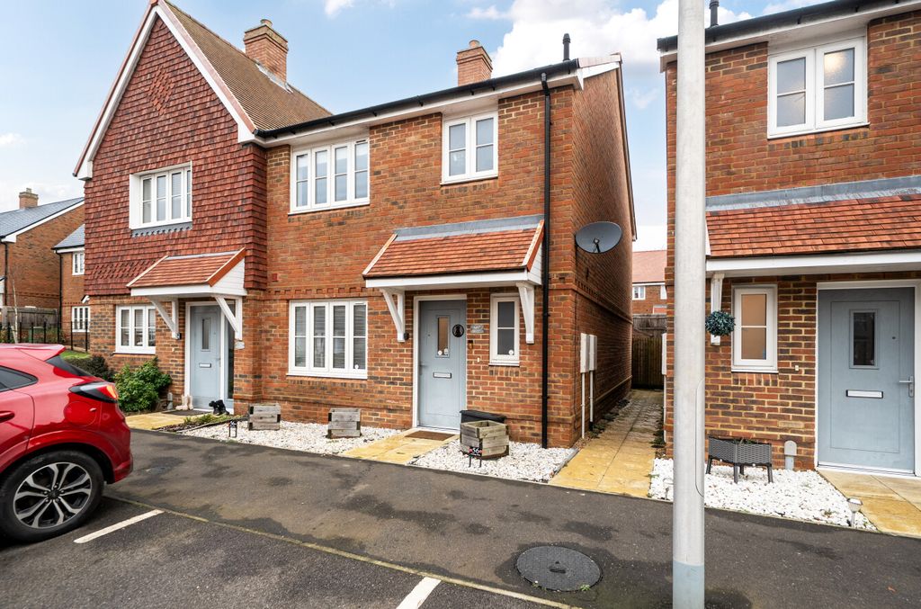 Property photo 1 of 9