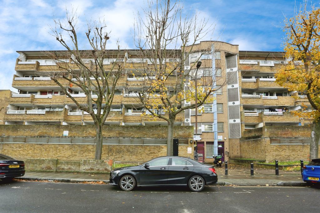 Property photo 3 of 14