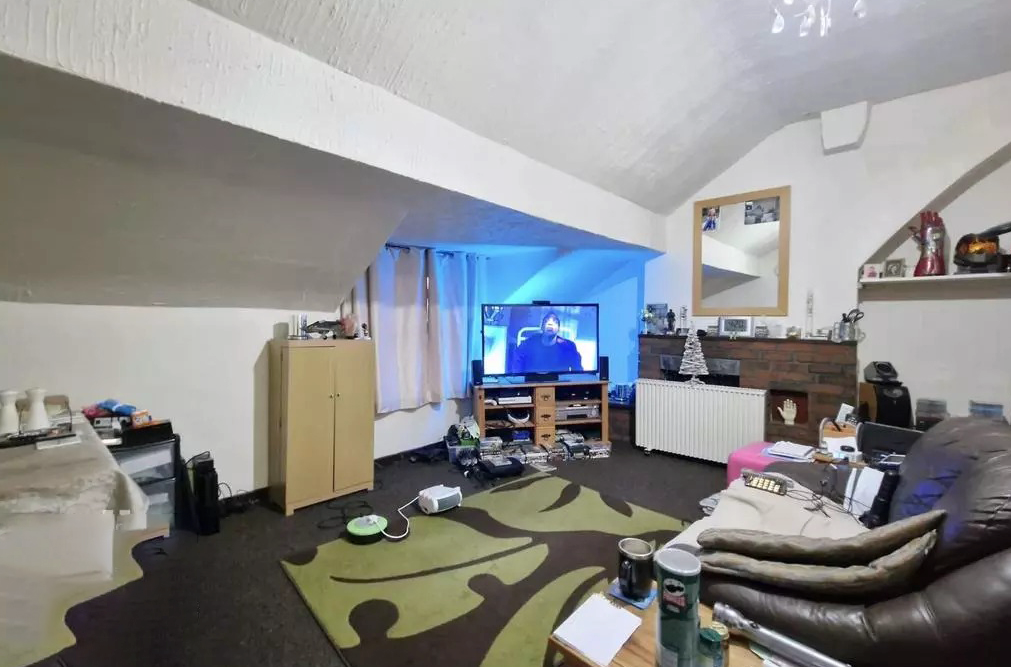 Property photo 2 of 2