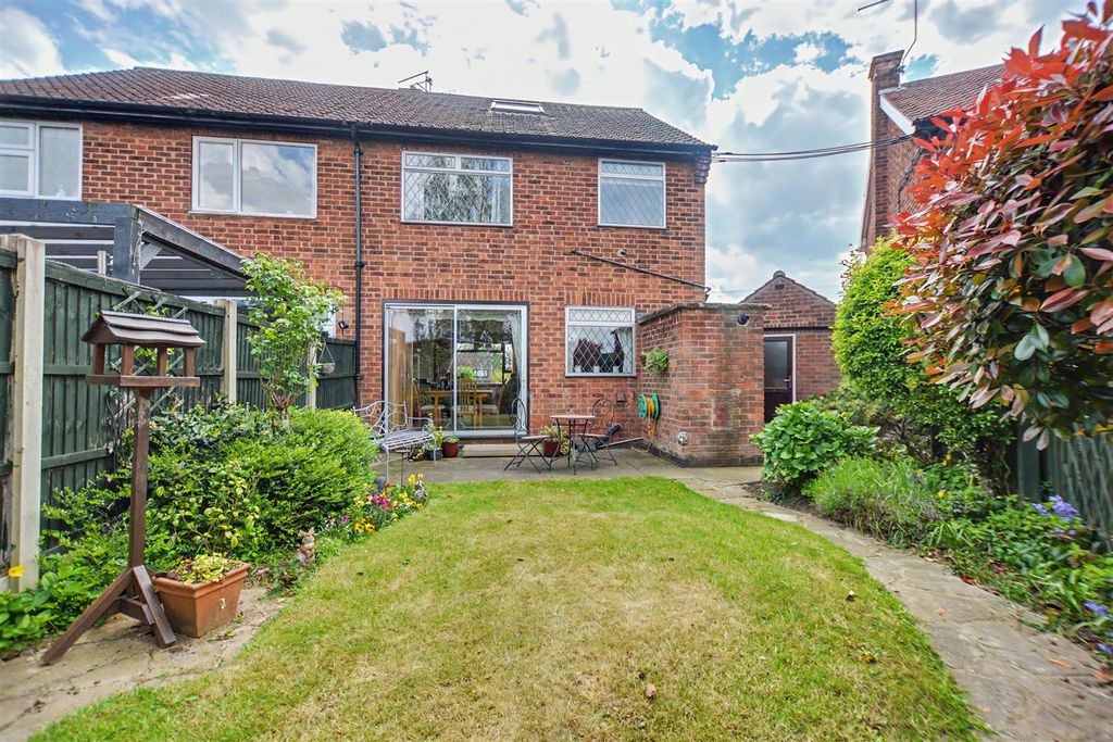 Property photo 2 of 27 Outside