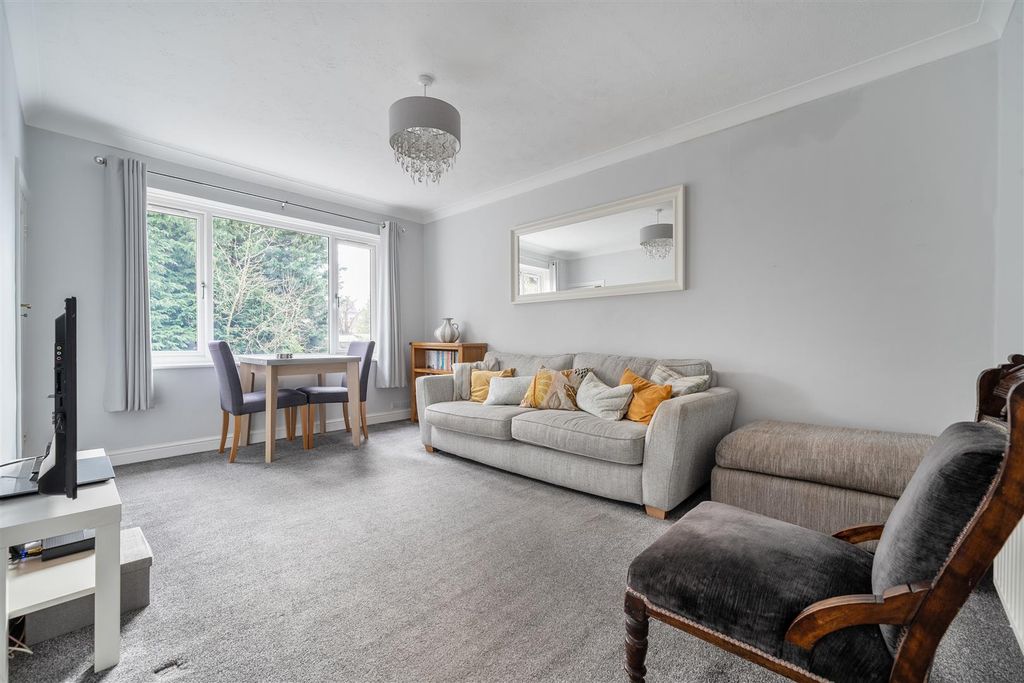 Property photo 2 of 20 1402012-11-6978F5A49Ec5A.Jpg