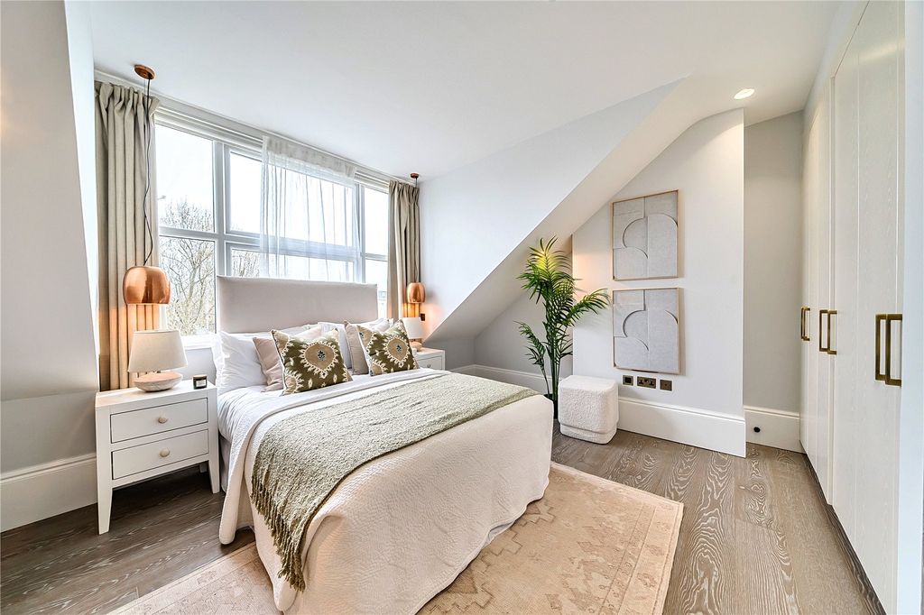 Property photo 3 of 19 Picture No. 21