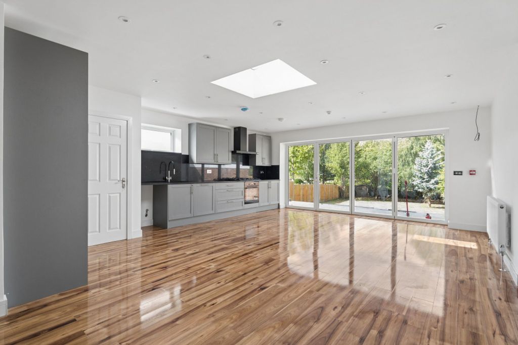 Property photo 2 of 26 Open Plan Living Area