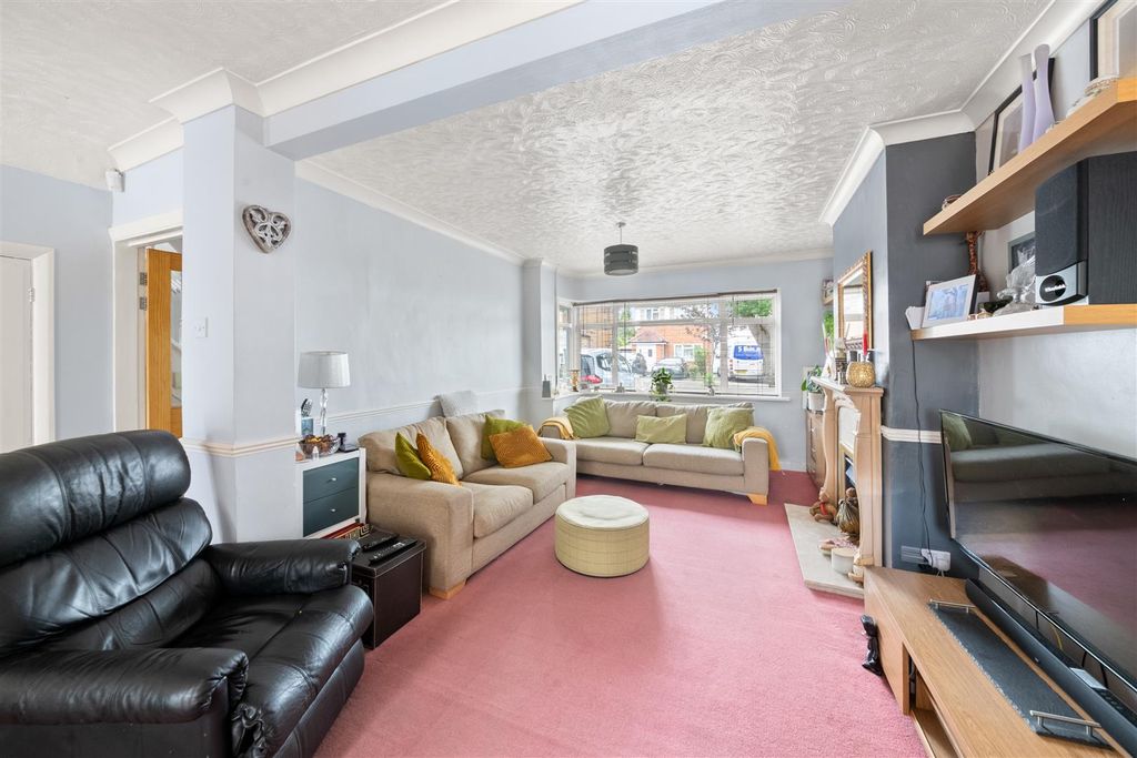 Property photo 2 of 15