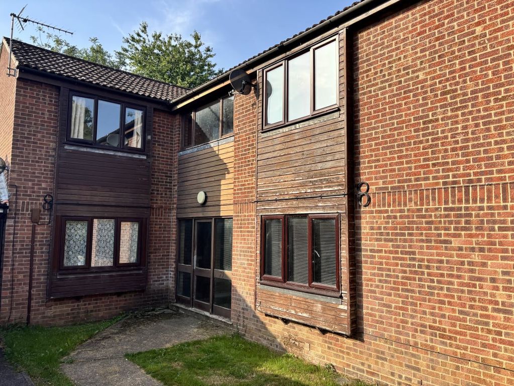 Property photo 1 of 9