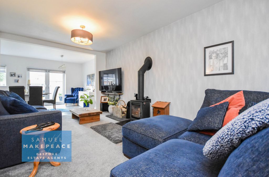 Property photo 3 of 40 Gallery