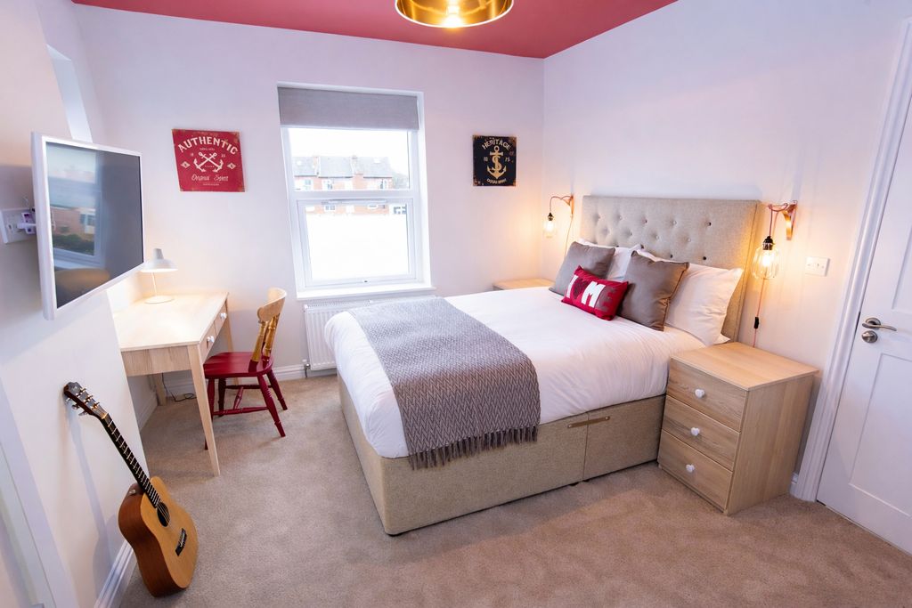 Property photo 2 of 9