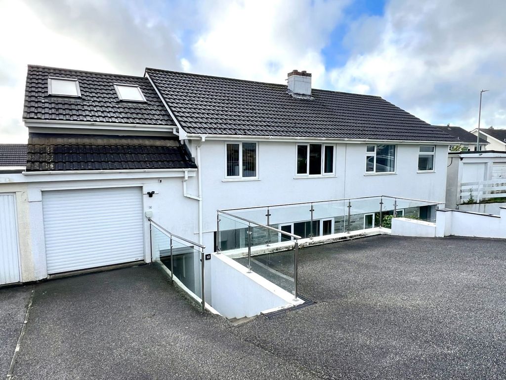 Property photo 1 of 22