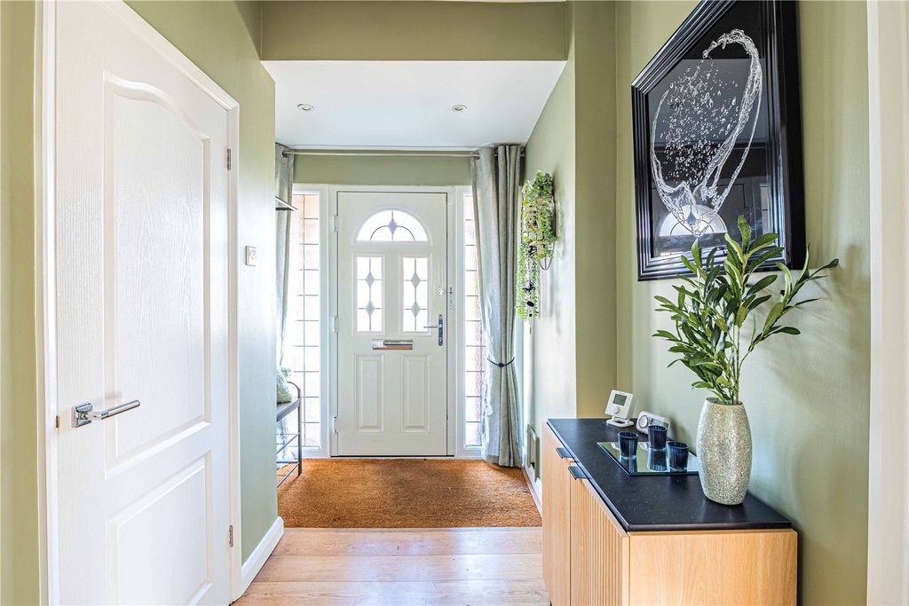 Property photo 2 of 30 Picture No. 53