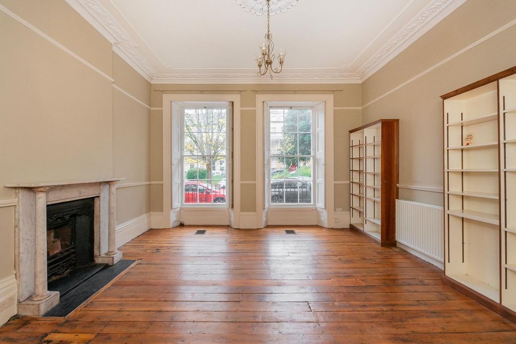 Property photo 1 of 25 G2F5Cpcn - Reception C.Jpg