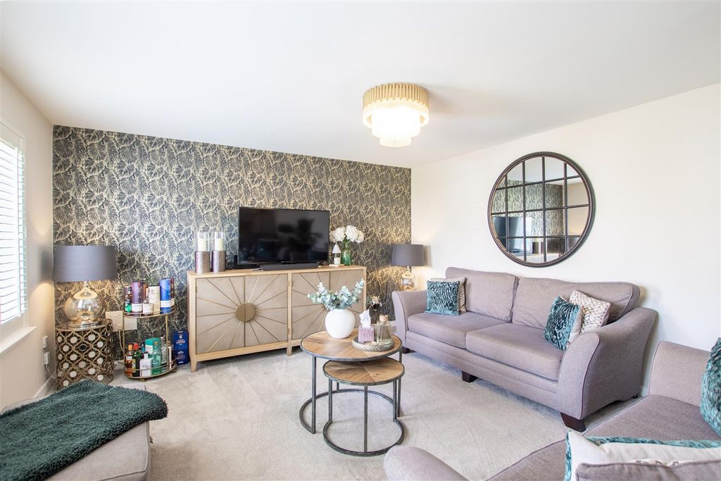 Property photo 2 of 24 Lounge-1.Jpg