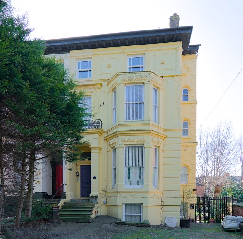 Property photo 1 of 8