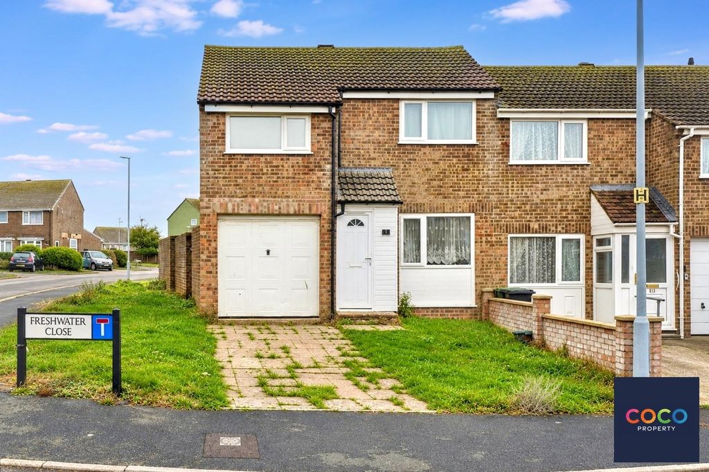 Property photo 1 of 12 5704720