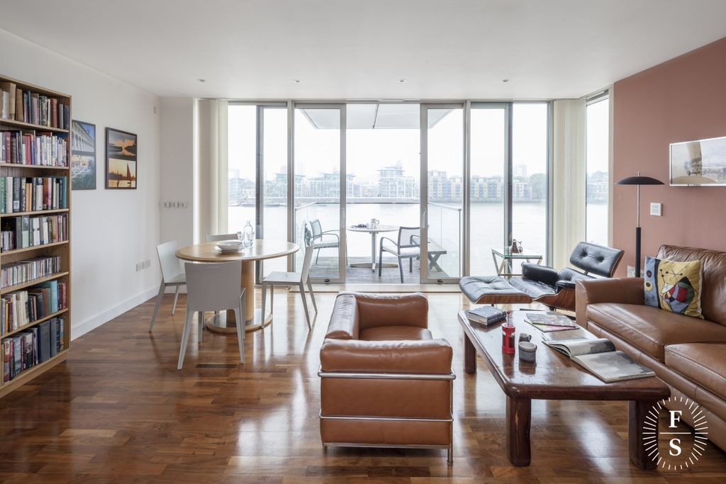 Property photo 2 of 12 Master Bedroom