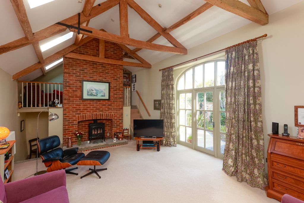 Property photo 3 of 30 36559812