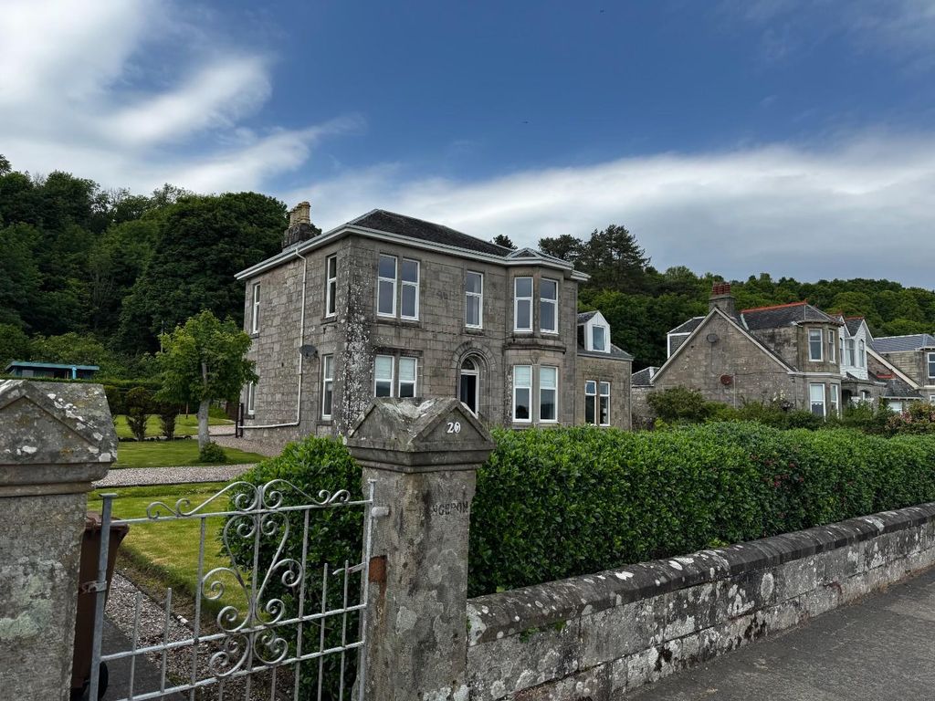 Additional image 32 of 3 bed flat for saleWest Bay Road, Millport, Isle Of Cumbrae KA28