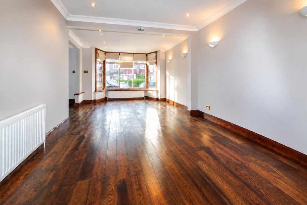 Property photo 3 of 11 Davidson Frost-Wellings, Dfw, Anmersh Grove, Stanm