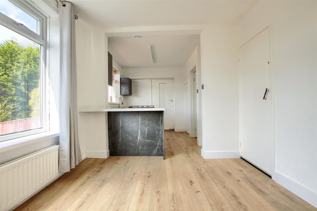 Property photo 3 of 10 Sa1.Jpg