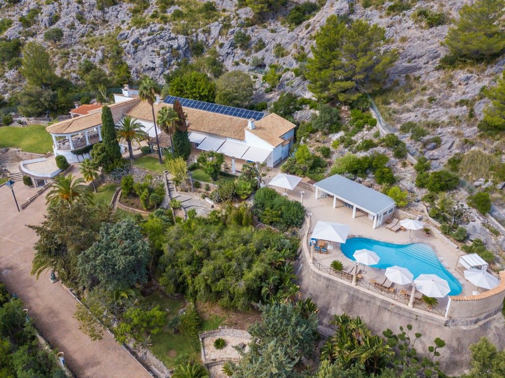 Property photo 2 of 20 Aerial (4)