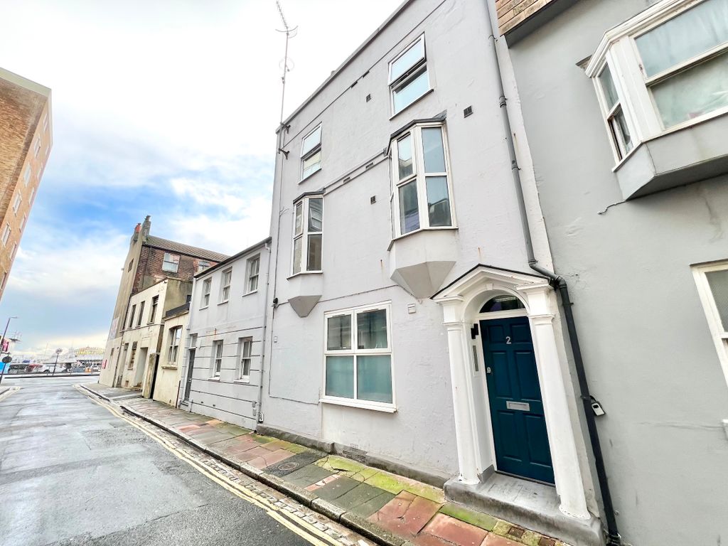 Property photo 2 of 4