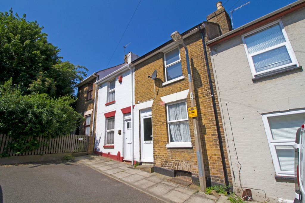 Property photo 1 of 6 2 Bedroom House For Rent