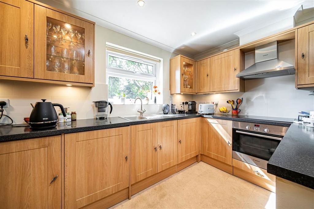 Property photo 3 of 5