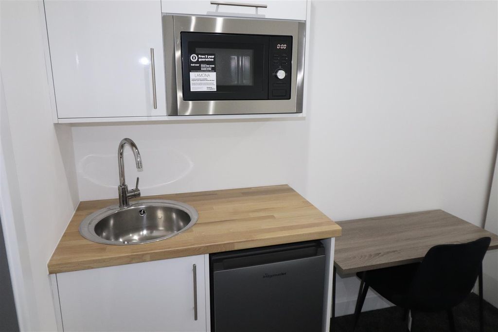 Property photo 3 of 7 78 Charter (42).Jpg