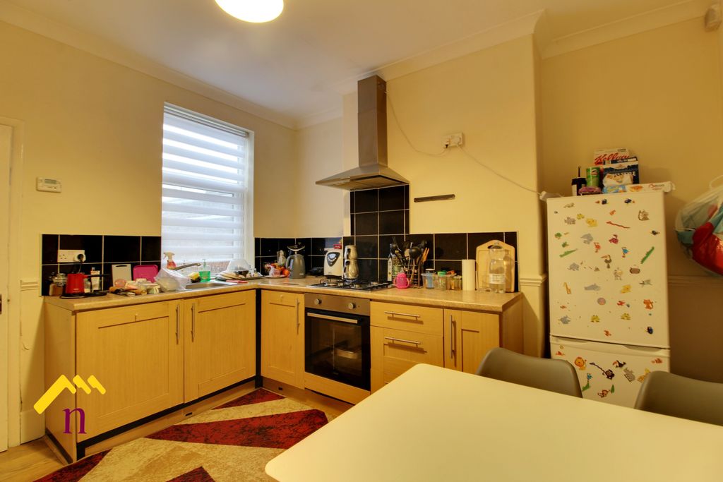 Property photo 2 of 7