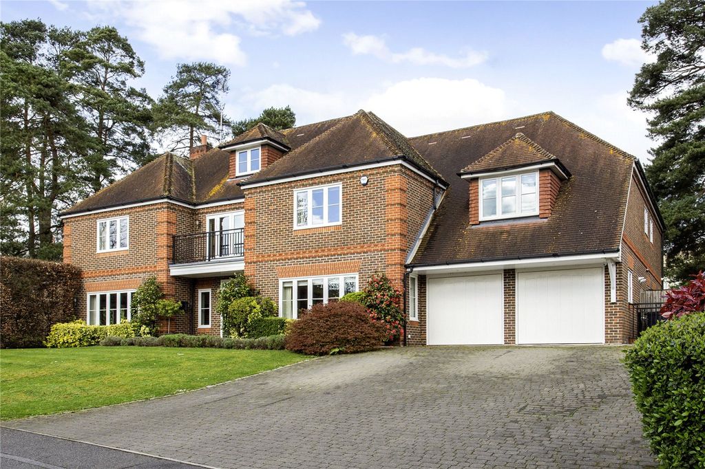 Property photo 1 of 23 Frontage