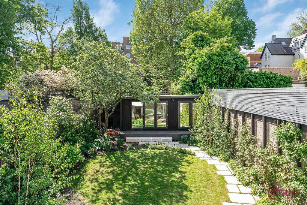 Property photo 3 of 21 Rear Garden