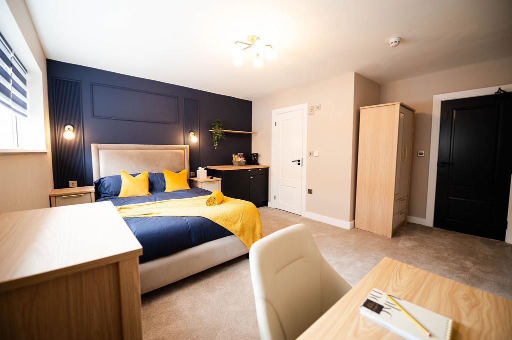 Property photo 1 of 36 Thebay_Room2-11.Jpg