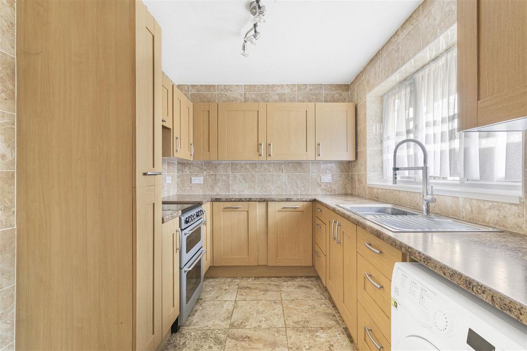 Property photo 2 of 16 14_47415.Jpg
