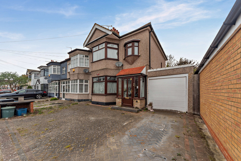 Property photo 1 of 13