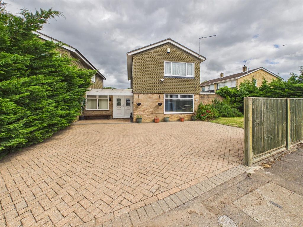 Property photo 1 of 13 Cam05510G0-Pr0217-Still017.Jpg